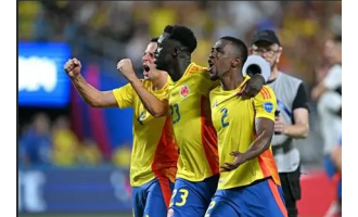 Kolumbija je razvila zreo stil nogometa koji karakterizira uravnoteženi napad i obrana te fleksibilna taktika